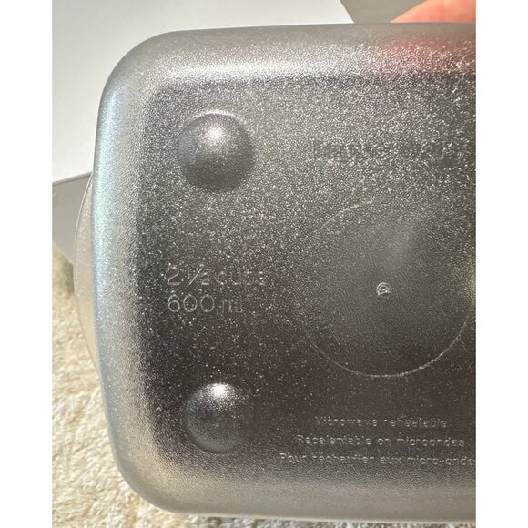 Tupperware Rock N Serve 2 1/2 Cup Container With Black Lid 3385A - Picture 6 of 13